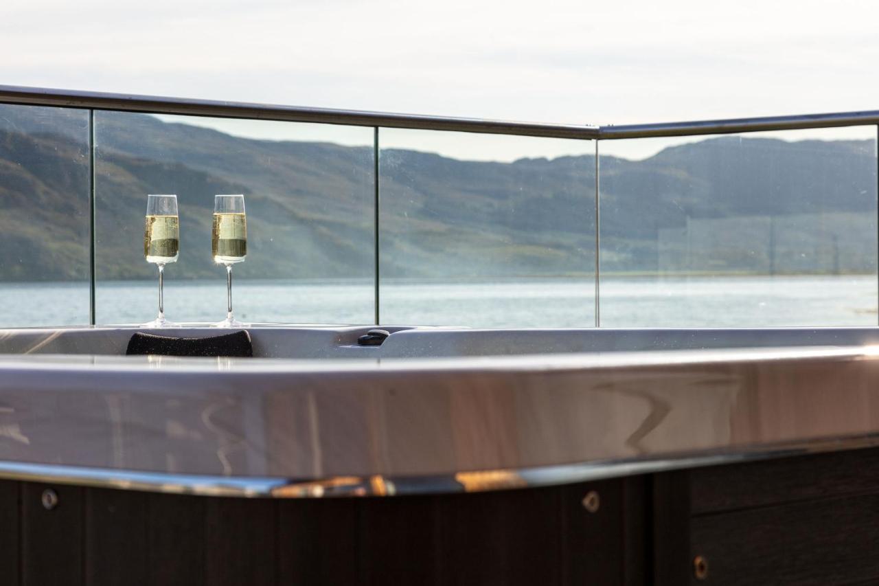 Birches Lodge With Hot Tub Dundonnell Exterior foto